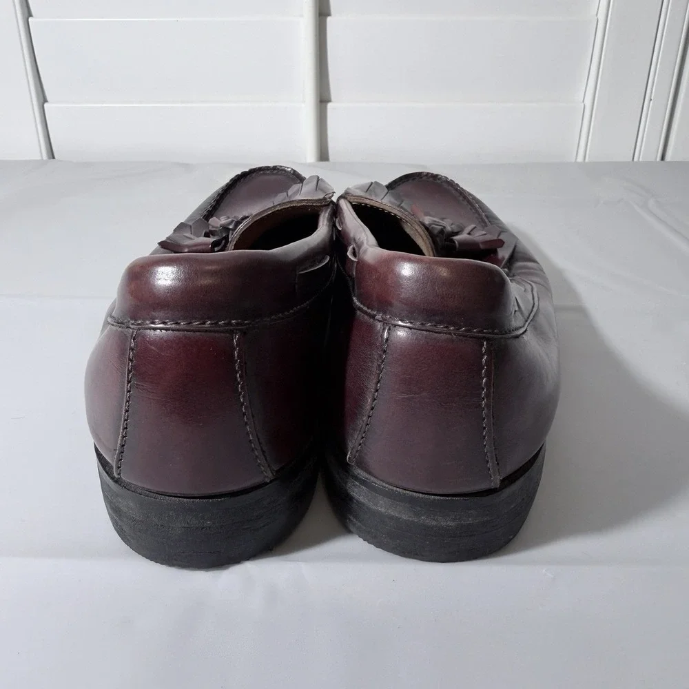 GH Bass Weejuns Loafers Men 10 D Burgundy Leather Tassels USA MADE Slip On Shoes